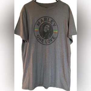 Bob Marley Zion Rootswear Gray Short Sleeve Tee. Excellent condition. Size XXL